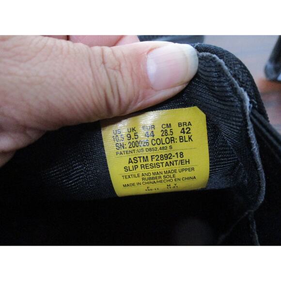 Used SKECHERS Men's Work Tineid Shoes - Size 10.5 US - Picture 4 of 10